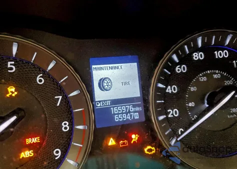 2015 Infiniti Q70 3.7 z USA, uszkodzony, nr VIN JN1BY1AP2FM540098